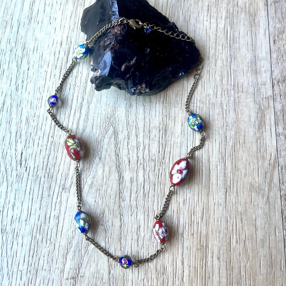 Elegant Vintage Floral Cloissone and Brass Necklace in Reds and Blues - Picture 2 of 4